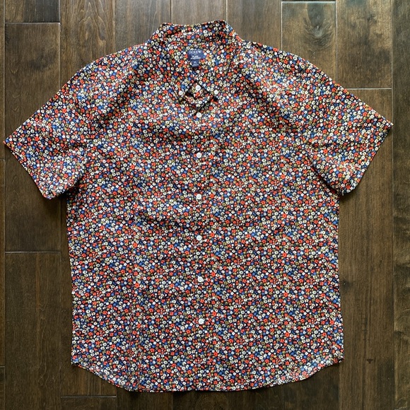 J.Crew Floral Short Sleeve Shirt - Picture 2 of 6